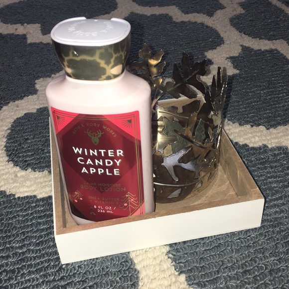Bath & Body Works Other - Bath&BodyWorks Winter ❄️ Candy 🍎 Apple Lotion Bath & Body Works Other - Bath&BodyWorks Winter ❄️ Candy 🍎 Apple Lotion